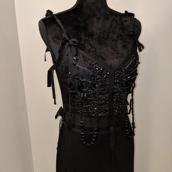 Roberto Rodriguez Gown - Picture 2 of 8